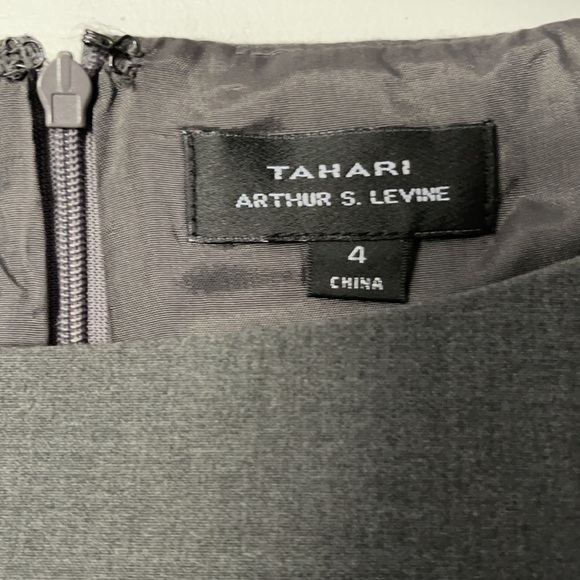 Tahari size 6 gray & black sheath dress lace cap sleeve - Picture 3 of 7